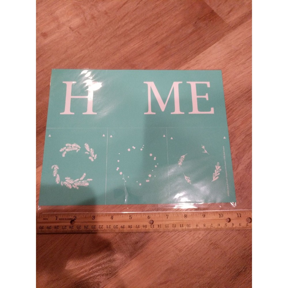 Chalk Couture transfer home and wreath December club